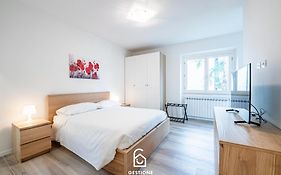 Luxury Apartment Con Doppia Terrazza E Posto Auto